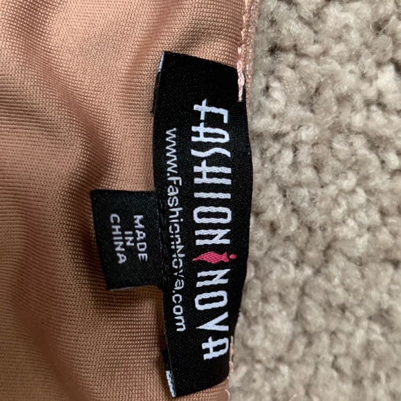 pink sparkly bodycon fashion nova dress - Picture 3 of 3